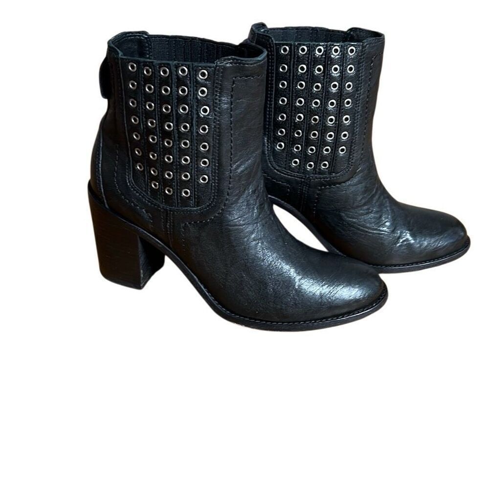 Trask Leather Grommet Eyelets Block heel Chelsea Ankle Tina Bootie Black Sz 7.5